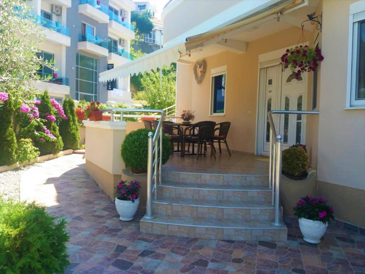 Apartmants Elisa Ulcinj Exterior photo